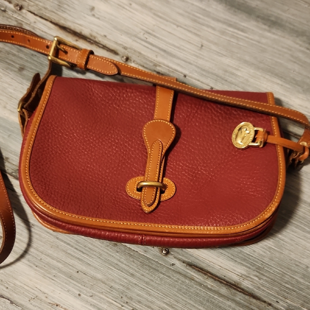 Vintage Dooney & Bourke Crossbody